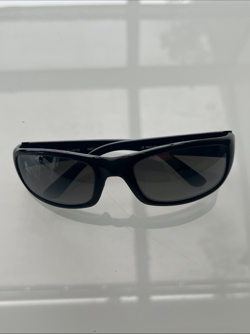 Maui Jim Stingray MJ-103-02 Black Wrap Sunglasses with Gray Lenses